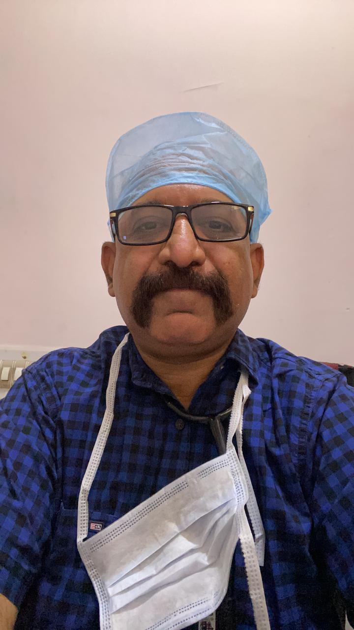Dr. Goutham R. Choudhari treating patients at Sri Venkateshwara Clinic Bengaluru - photo 14